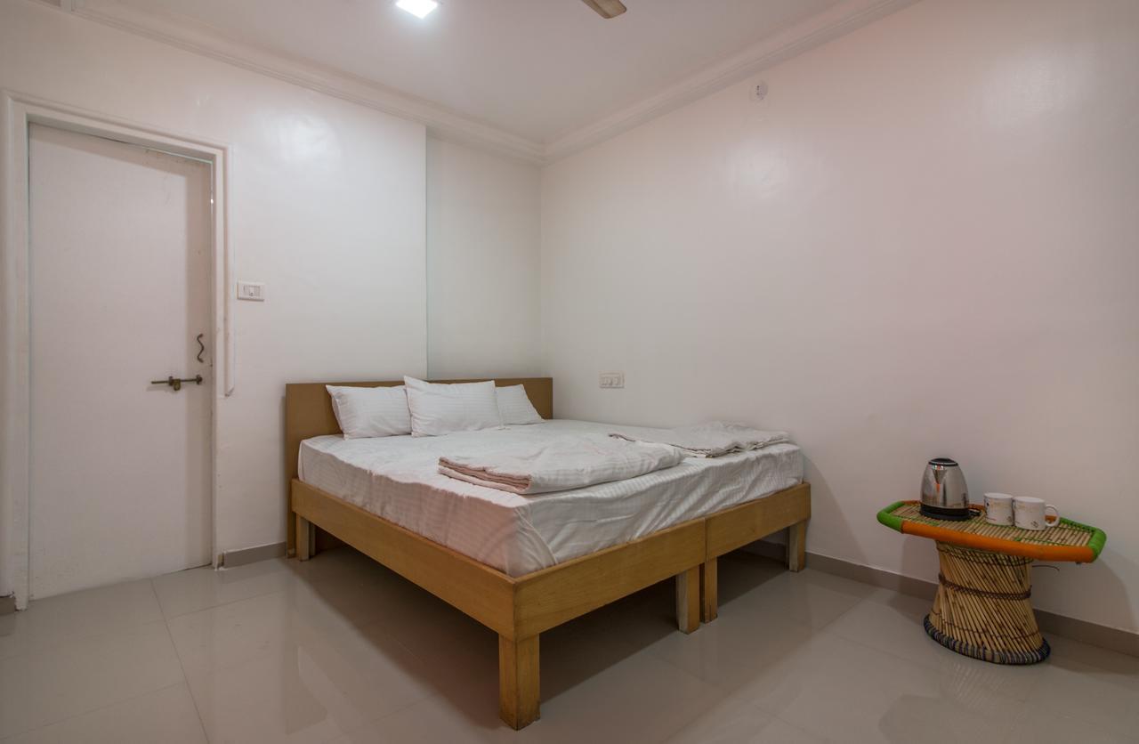 Backpacker Panda Pune Hostel Bagian luar foto